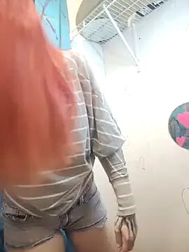 Snapshot of vvictoria_xxx chatting on March 21, 1:43 am vvictoria xxx online show from March 21, 1:43 am