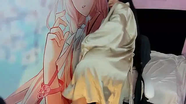 Snapshot of AllysonMilf69 chatting on March 18, 4:37 pm AllysonMilf69 online show from March 18, 4:37 pm