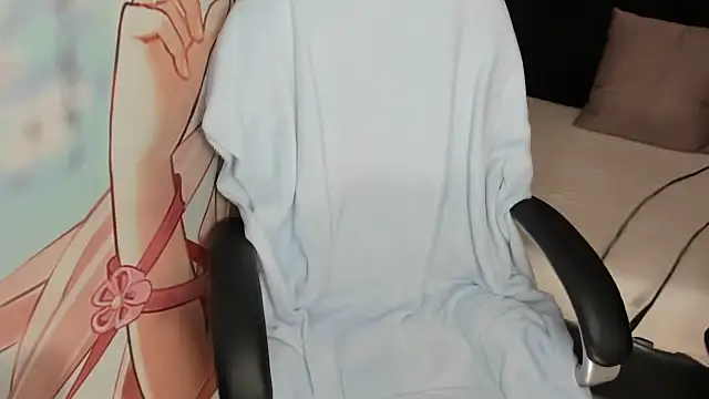 Snapshot of AllysonMilf69 chatting on September 11, 2:06 pm AllysonMilf69 online show from September 11, 2:06 pm