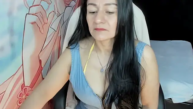 Snapshot of AllysonMilf69 chatting on October 8, 2:25 pm AllysonMilf69 online show from October 8, 2:25 pm