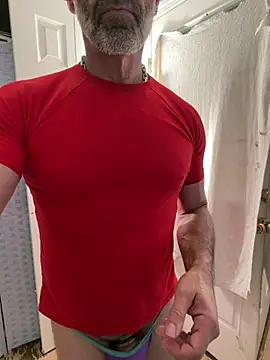 Snapshot of DaddySnowXX chatting on August 4, 10:12 pm DaddySnowXX online show from August 4, 10:12 pm
