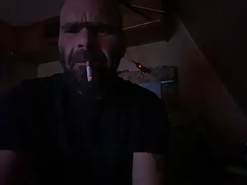 Snapshot of WilldoPita chatting on December 27, 4:36 am WilldoPita online show from December 27, 4:36 am