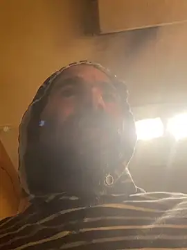 Snapshot of WilldoPita chatting on February 17, 12:32 am WilldoPita online show from February 17, 12:32 am