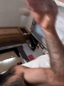 Snapshot of WilldoPita chatting on September 28, 12:54 pm WilldoPita online show from September 28, 12:54 pm