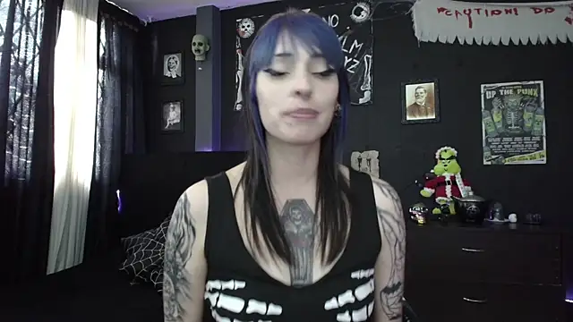 Goddess Mortem online show from January 7, 8:10 pm