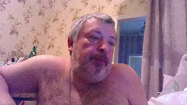 Snapshot of Art_Ass chatting on October 4, 7:12 pm Art Ass online show from October 4, 7:12 pm