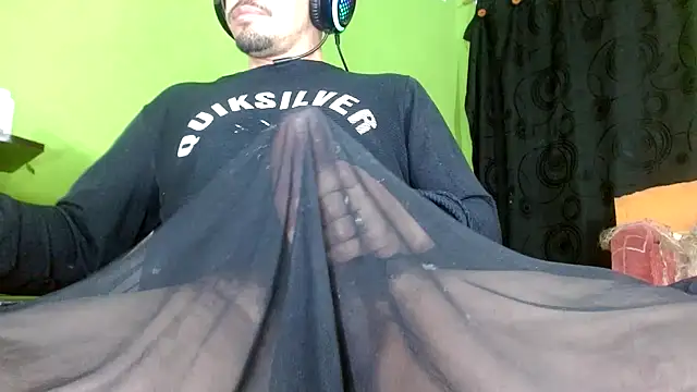 Snapshot of DOMINANT_BIGDICK chatting on March 21, 2:50 am DOMINANT BIGDICK online show from March 21, 2:50 am