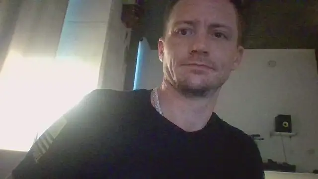 Snapshot of trash4cash chatting on December 13, 9:52 pm trash4cash online show from December 13, 9:52 pm