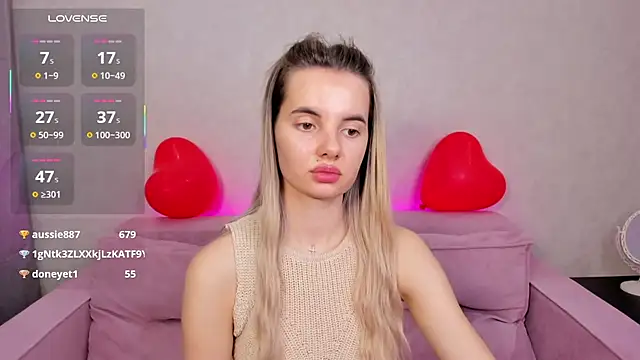 Erika Carpenter online show from February 24, 12:09 am