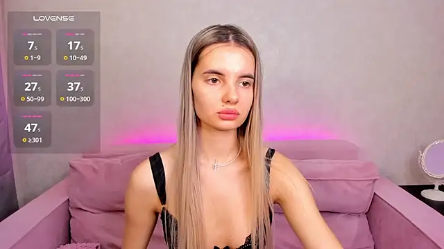 Erika Carpenter online show from March 5, 3:18 am