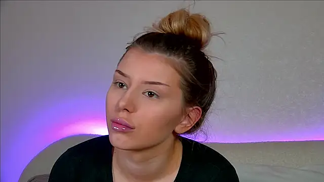 LiliaBianka online show from March 10, 6:38 am