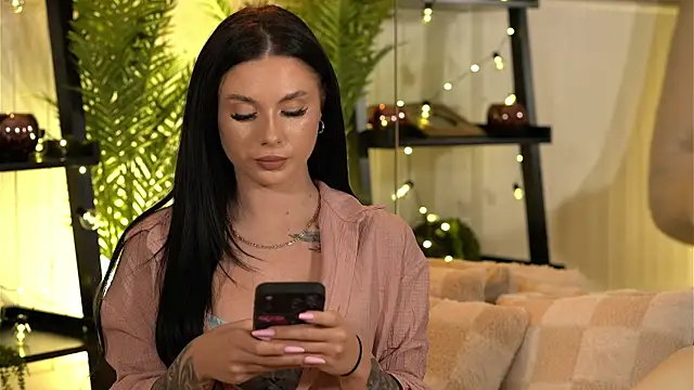 CarolinePrescott online show from June 27, 6:57 pm