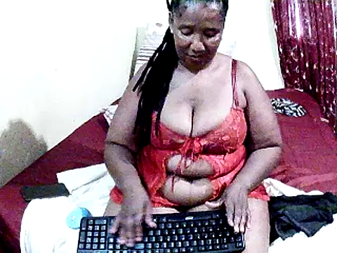 Snapshot of Pinkpussyxx chatting on February 7, 2:37 pm Pinkpussyxx online show from February 7, 2:37 pm