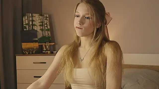 AliceLebel online show from November 28, 3:36 pm