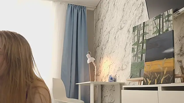 AliceLebel online show from June 24, 3:49 am