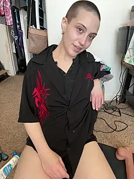 Snapshot of Starving4Cock chatting on February 28, 11:12 pm Starving4Cock online show from February 28, 11:12 pm