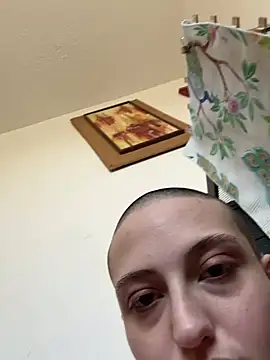 Snapshot of Starving4Cock chatting on March 9, 11:03 pm Starving4Cock online show from March 9, 11:03 pm