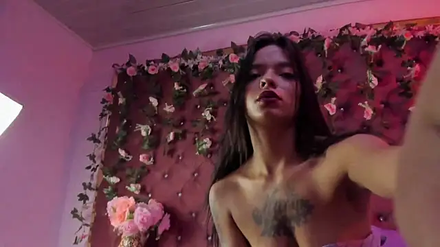 MaddyHudson online show from December 21, 8:27 pm