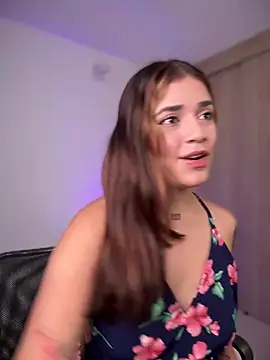 JoselinFlower  online show from December 22, 9:09 pm