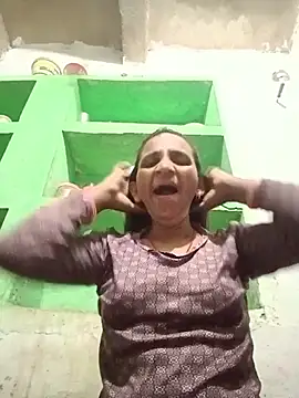 Baby  Shreya online show from June 24, 9:03 pm