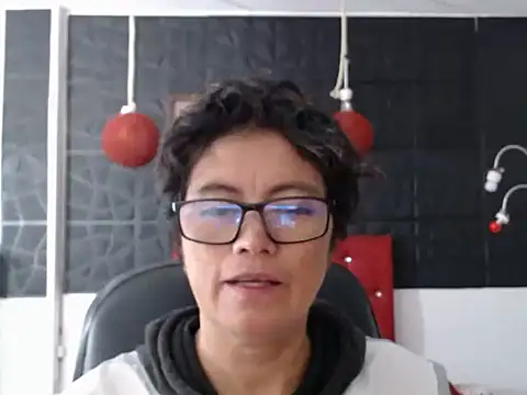 ShaneLeux online show from September 26, 1:42 am