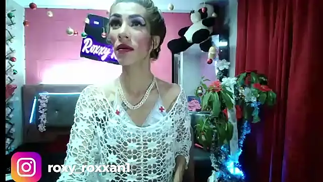 roxy roxxan online show from December 30, 3:25 am