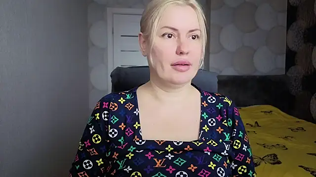 natusik online show from May 10, 3:12 am