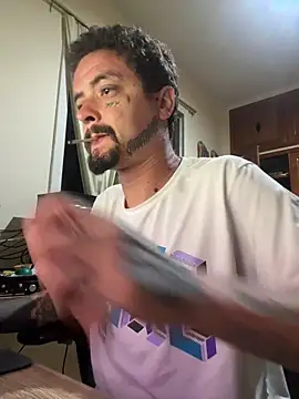 gboy171 online show from April 12, 10:15 pm