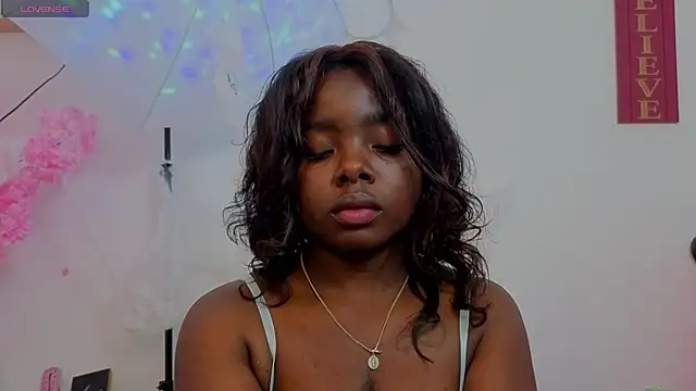 Snapshot of KilyetVera3x chatting on October 14, 5:30 am KilyetVera3x online show from October 14, 5:30 am