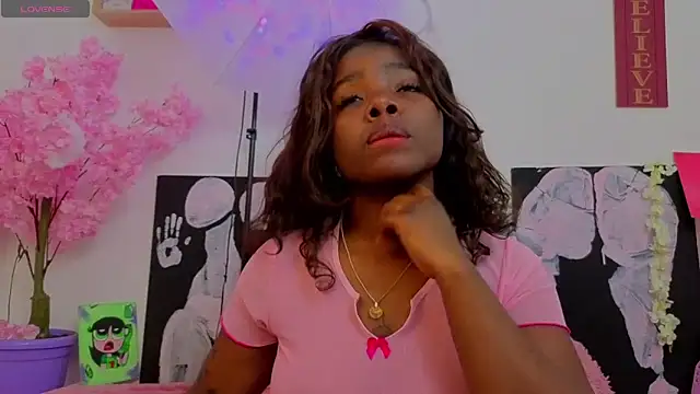 Snapshot of KilyetVera3x chatting on November 29, 2:58 am KilyetVera3x online show from November 29, 2:58 am