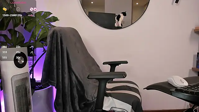 ariana fitl  online show from January 30, 6:03 am