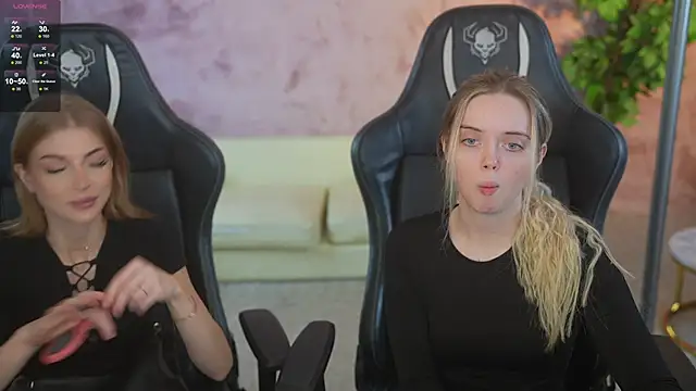 Snapshot of Cassy-Celestial_ chatting on November 12, 8:48 am Cassy-Celestial online show from November 12, 8:48 am