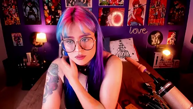 anne cross online show from January 18, 2:14 am