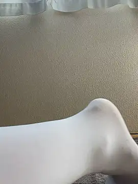 Snapshot of n_n_mao chatting on October 23, 2:22 am n n mao online show from October 23, 2:22 am