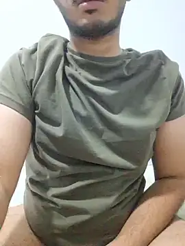 Snapshot of alesssterling chatting on November 28, 10:40 am alesssterling online show from November 28, 10:40 am