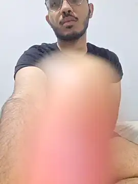 Snapshot of alesssterling chatting on December 18, 3:40 pm alesssterling online show from December 18, 3:40 pm