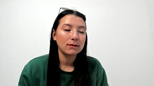 cami-01 online show from October 26, 2:23 pm