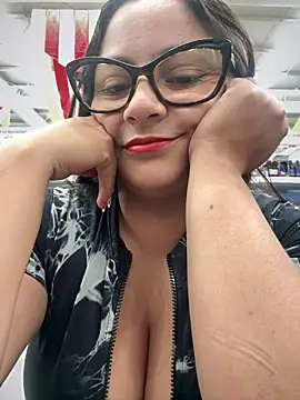 Sol biglips online show from January 29, 1:28 pm