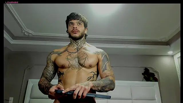 Snapshot of ray_coopers chatting on November 15, 3:15 am ray coopers online show from November 15, 3:15 am