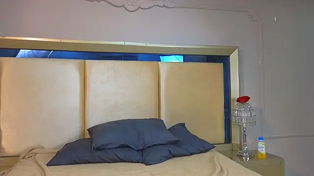 Snapshot of ray_coopers chatting on December 22, 2:58 pm ray coopers online show from December 22, 2:58 pm