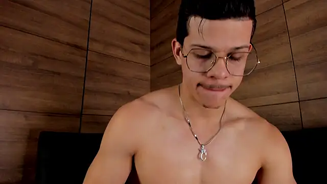 MarcoSullivan online show from December 27, 2:33 pm