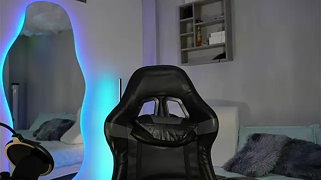 MarcoSullivan online show from February 26, 8:19 pm