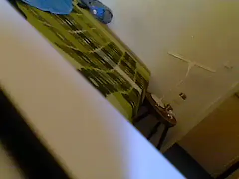 Snapshot of oopsxx chatting on February 28, 10:52 am oopsxx online show from February 28, 10:52 am