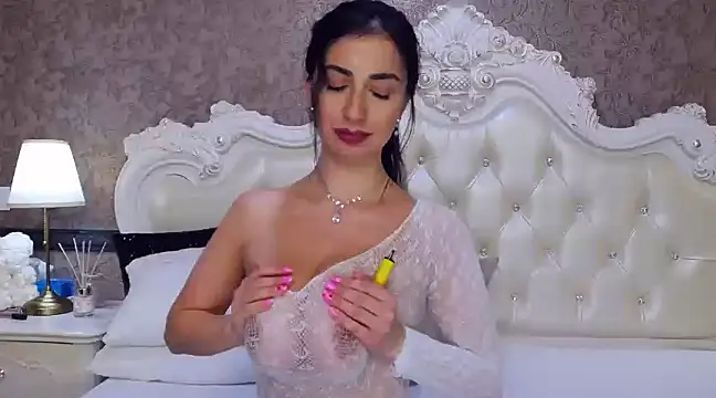 OliveWilson online show from February 19, 1:28 pm