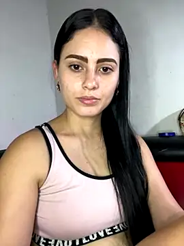 Snapshot of Azuna25 chatting on October 19, 5:02 pm Azuna25 online show from October 19, 5:02 pm