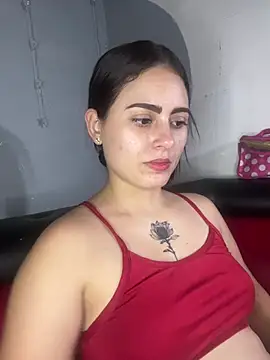 Snapshot of Azuna25 chatting on June 28, 7:42 pm Azuna25 online show from June 28, 7:42 pm
