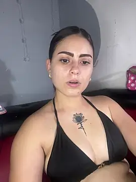 Snapshot of Azuna25 chatting on July 2, 8:26 pm Azuna25 online show from July 2, 8:26 pm