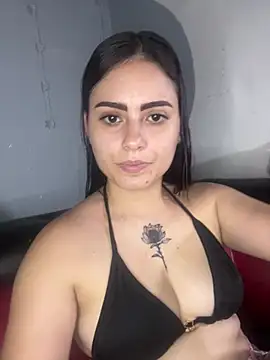 Snapshot of Azuna25 chatting on July 5, 7:10 pm Azuna25 online show from July 5, 7:10 pm