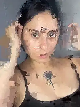 Snapshot of Azuna25 chatting on July 28, 8:52 pm Azuna25 online show from July 28, 8:52 pm