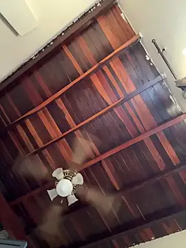 Snapshot of tom_thick chatting on October 15, 9:26 pm tom thick online show from October 15, 9:26 pm